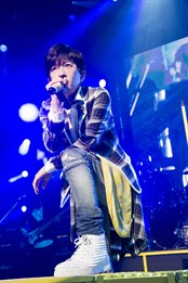 TETSUYA「THANK_YOU]Live アー写【メイン】 (1)